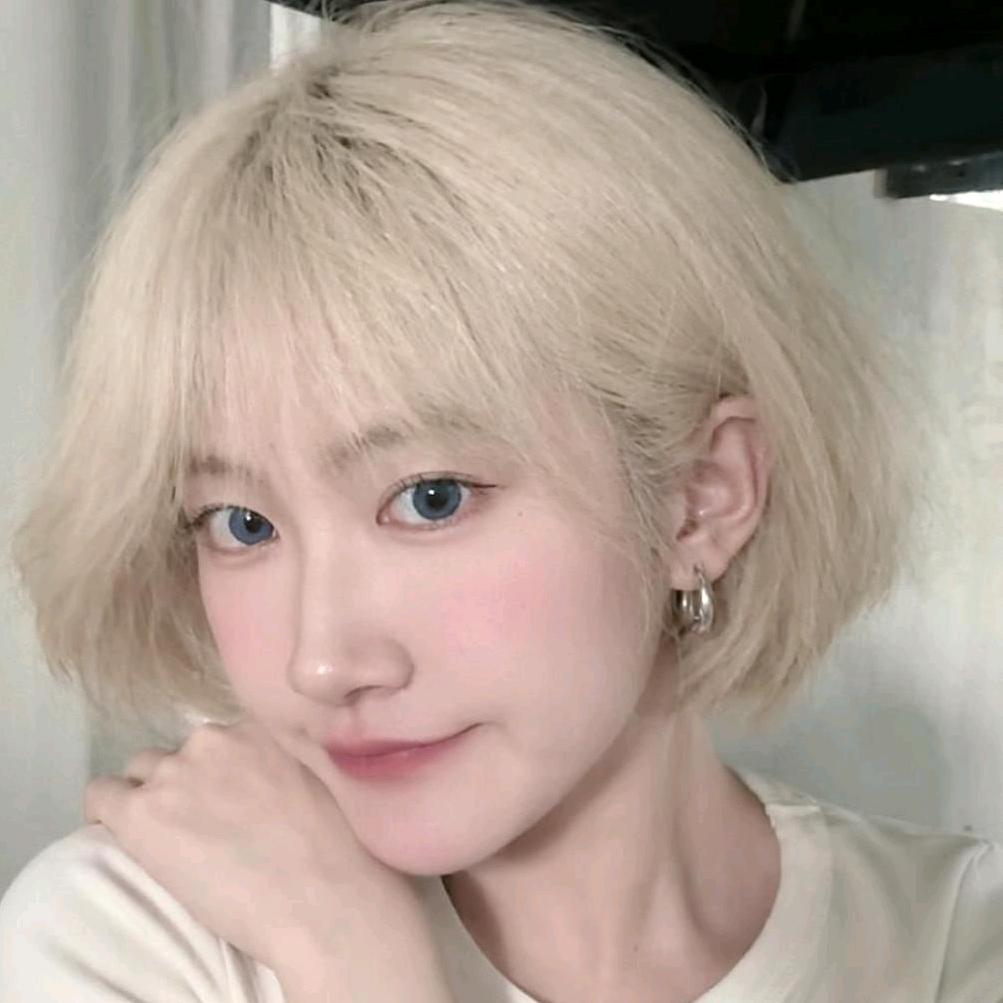 是酒窝麻麻呀👧