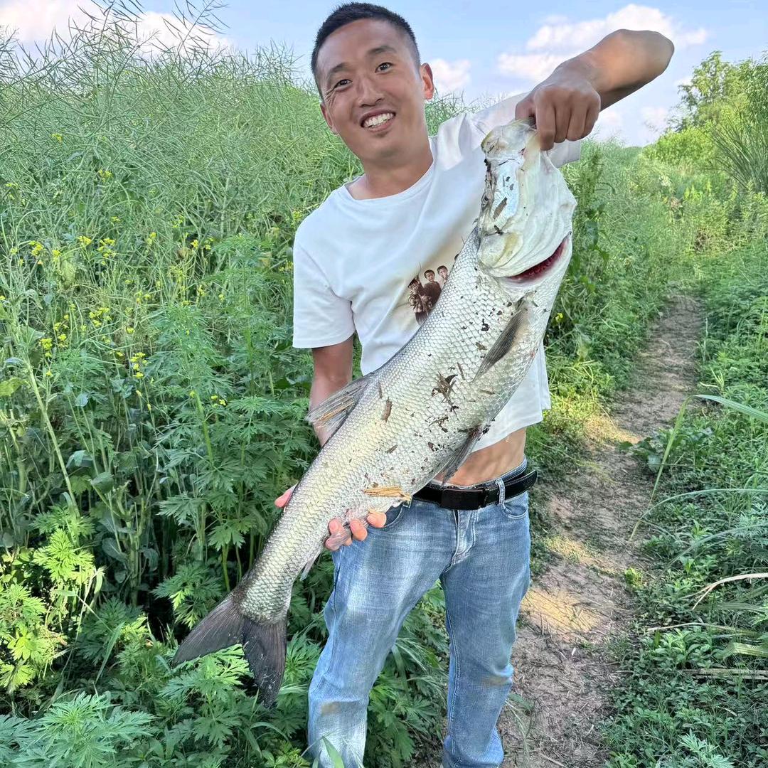 潼南区崇龛镇琼江渔具狼王中逵店