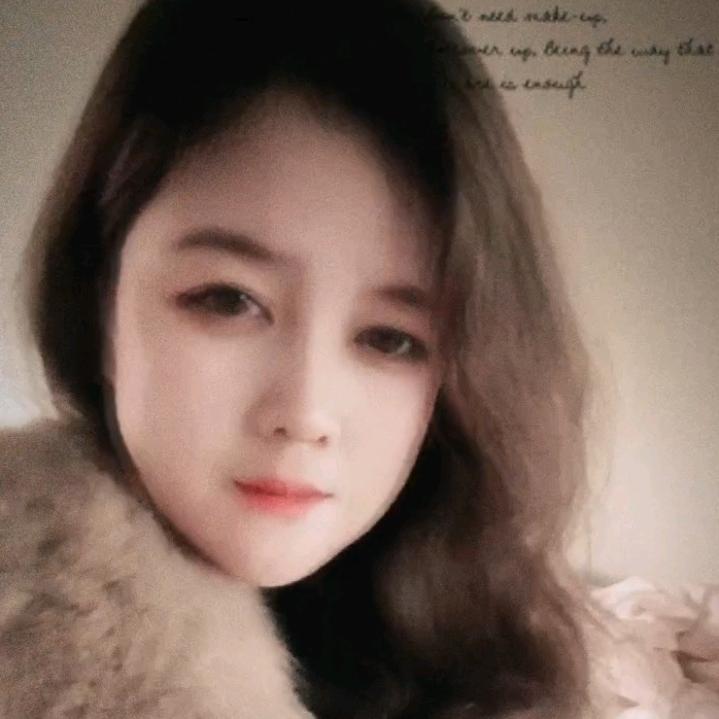 微胖的七零后女人.
