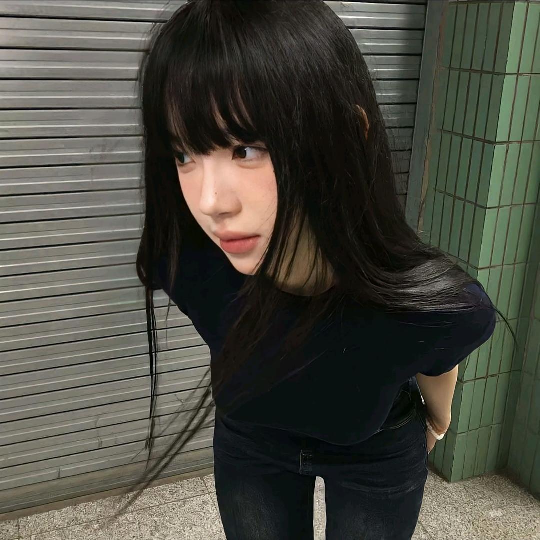仪.