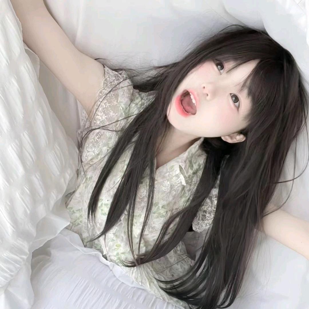 何思月