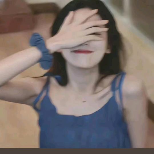 菠萝小薇