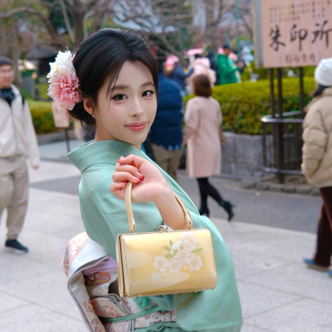 新酱の和服打工日记