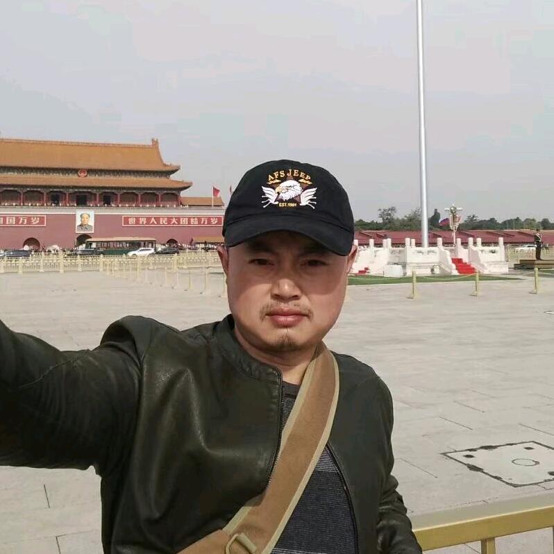 不爱吃羊的狼
