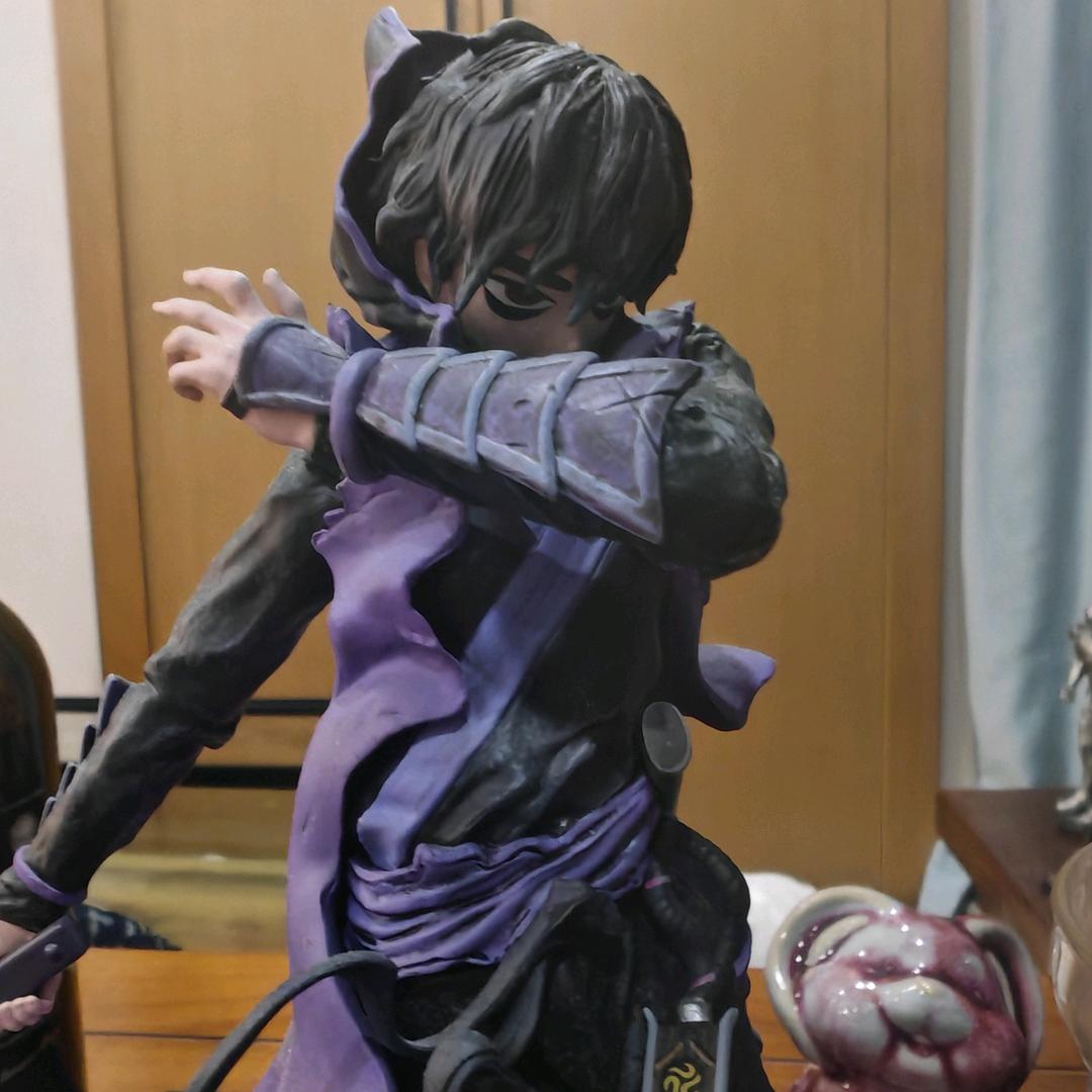 哭晕在前任坟头