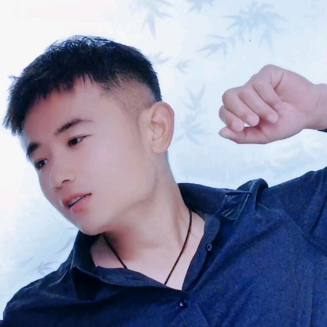 李军