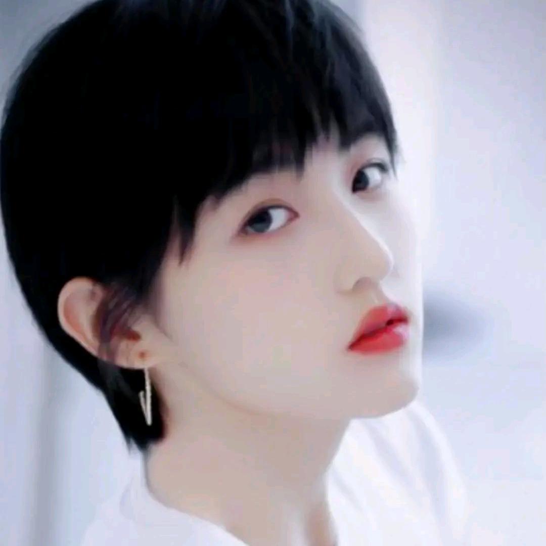 ℋღ᭄清灵🍒᭄💞࿐