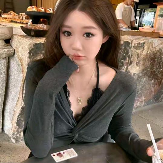 琪琪微微胖《穿搭日记》