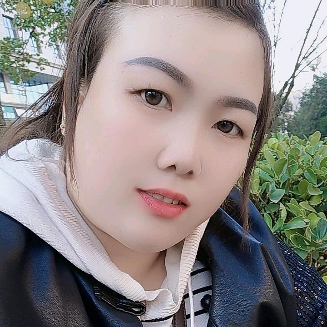 云南单身胖妞朱珠。