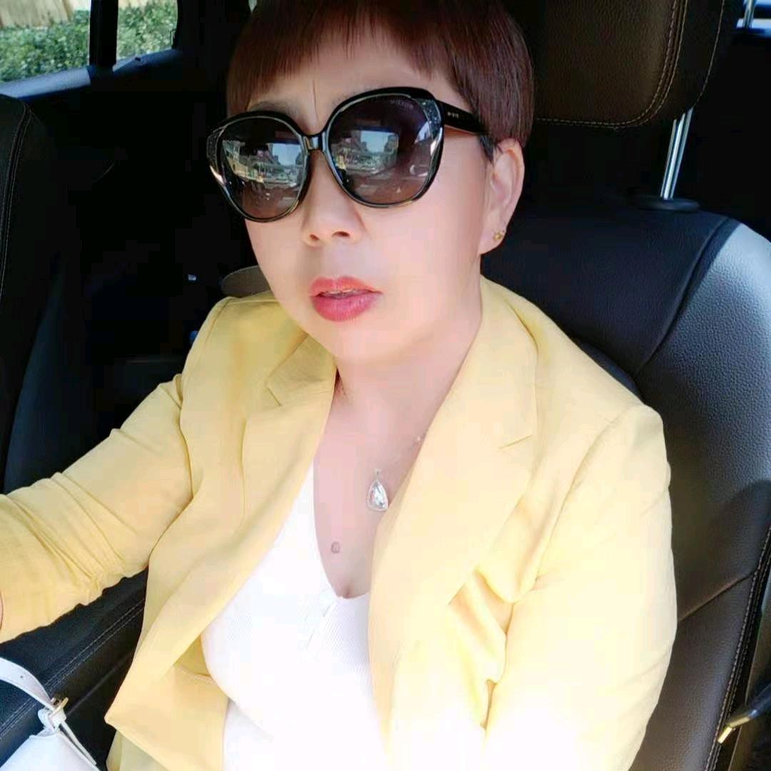 项城土特产店老板娘