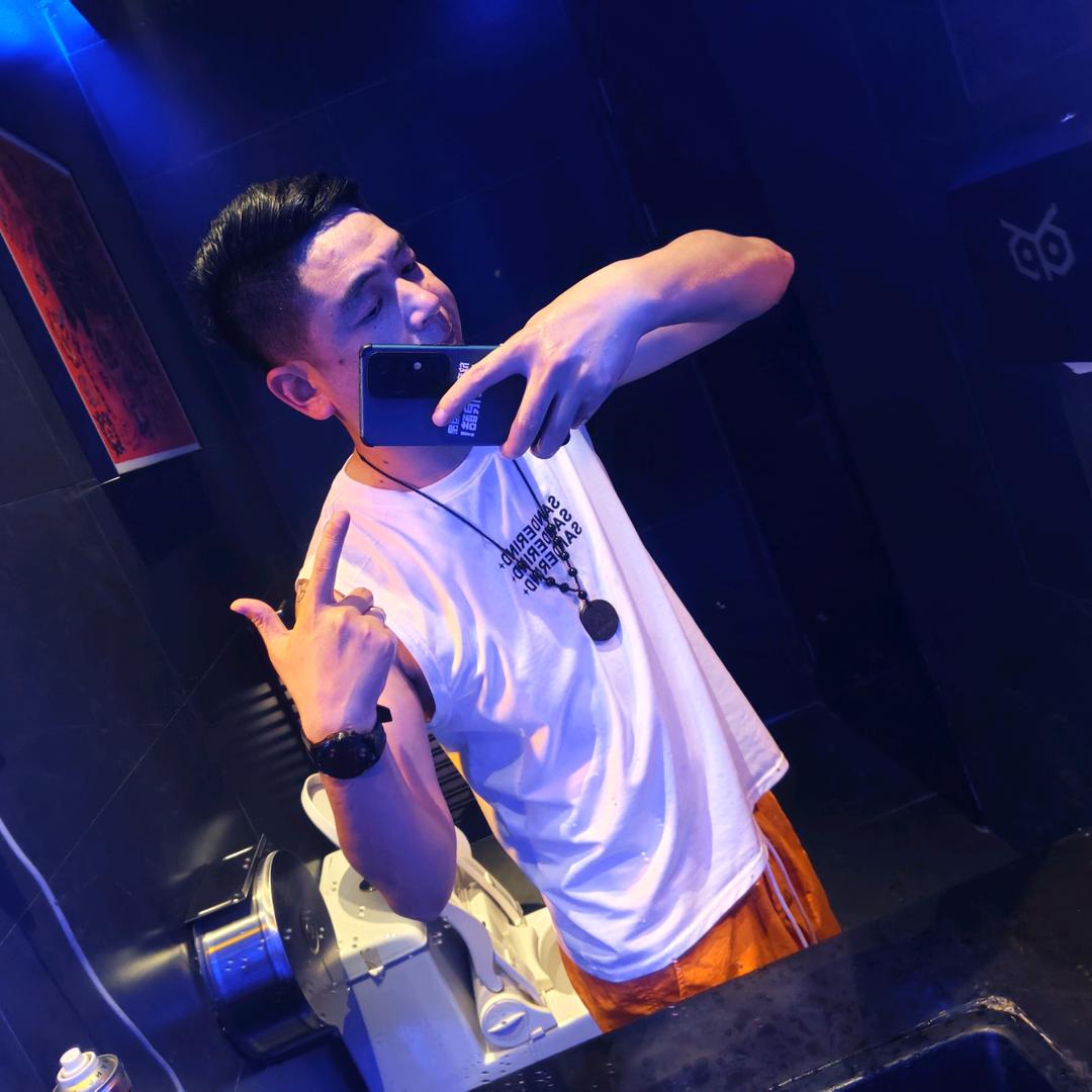 抽支烟🚬