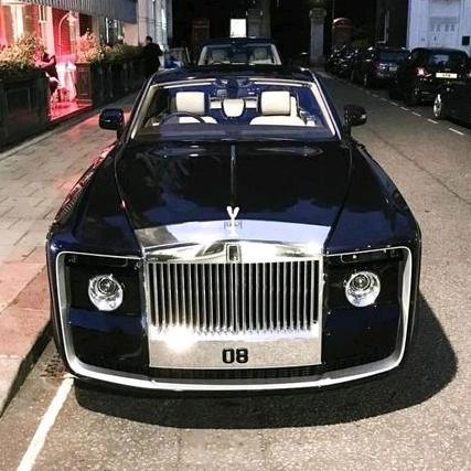 汽车惊喜开屏