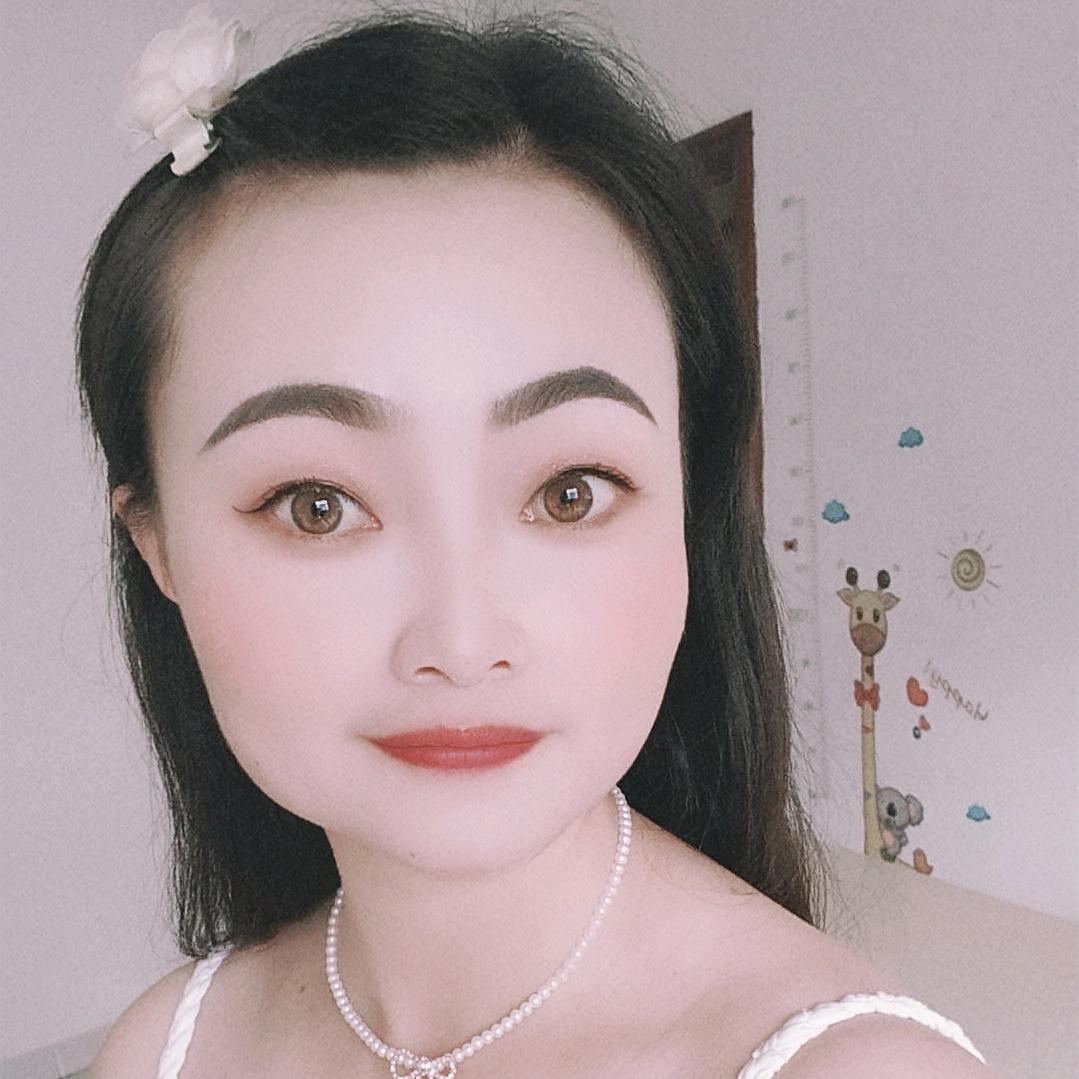 依依