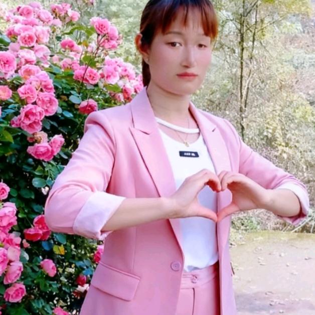 赵三妹。回忆的带着伤