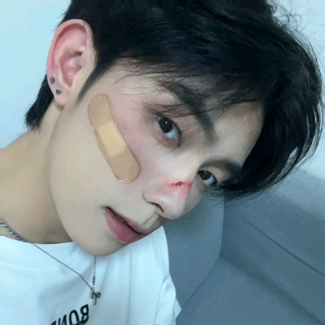 ༂☞༼亐㔓氼☞