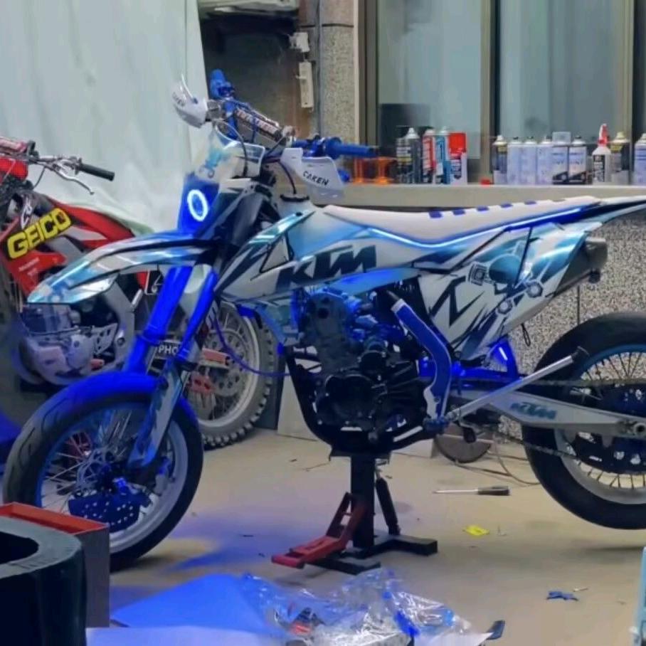 定制各种越野摩托车贴花