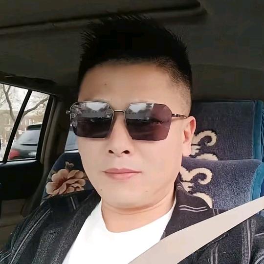 巴丝哥