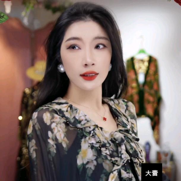 深圳南油真丝女装大蕾～爆品返场