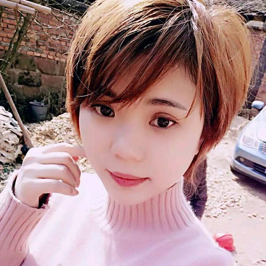 揭夫人穿搭