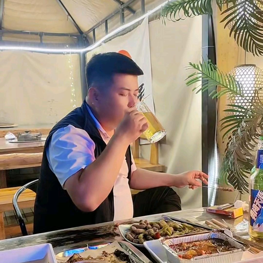 开比亚迪的小哥哥