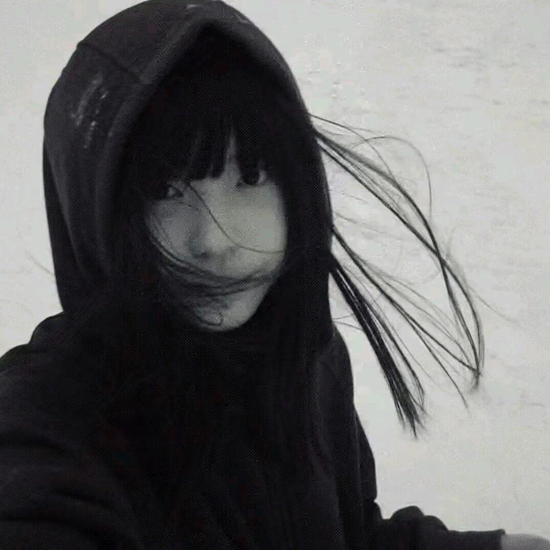 刀难斩我初心.🩸