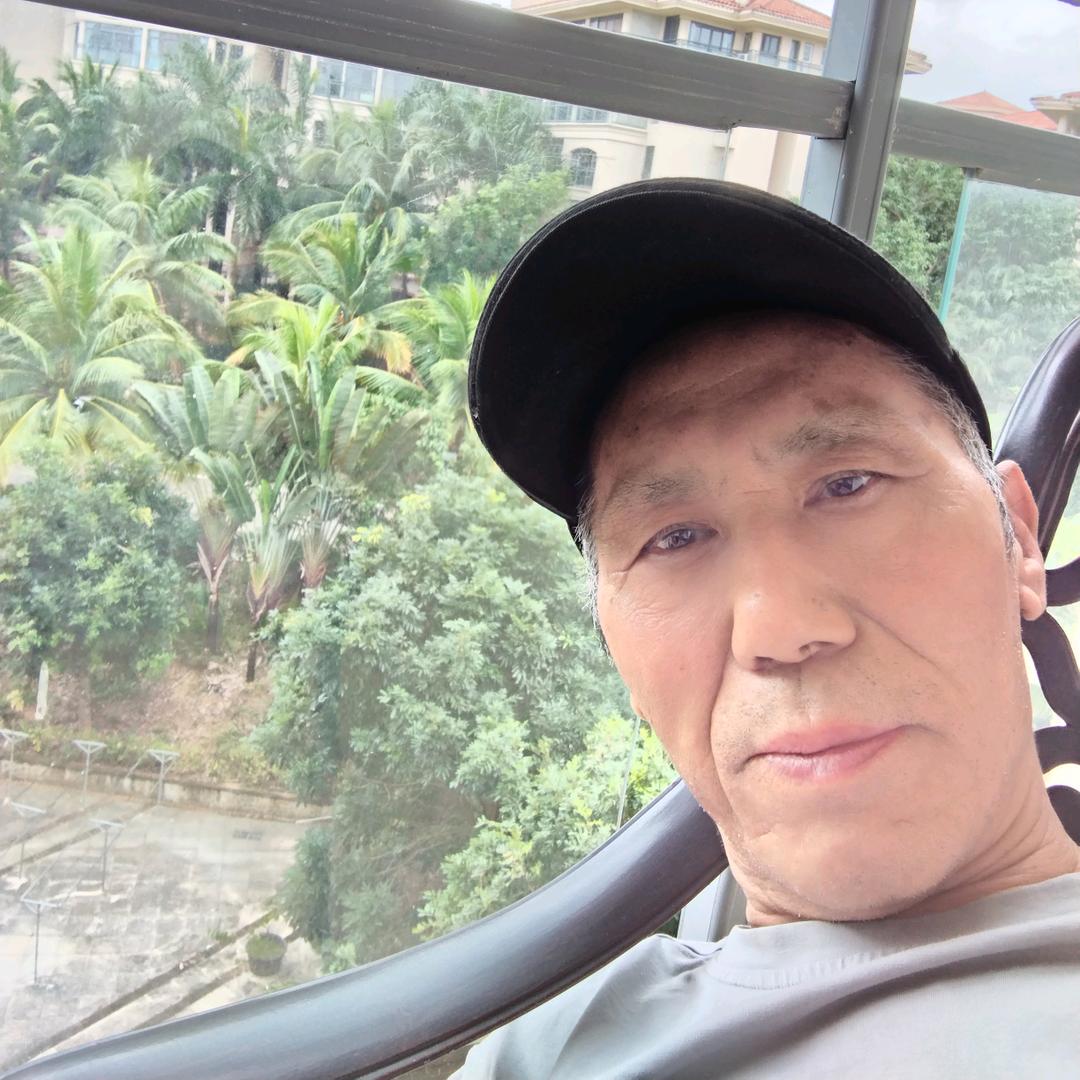 春天的大海