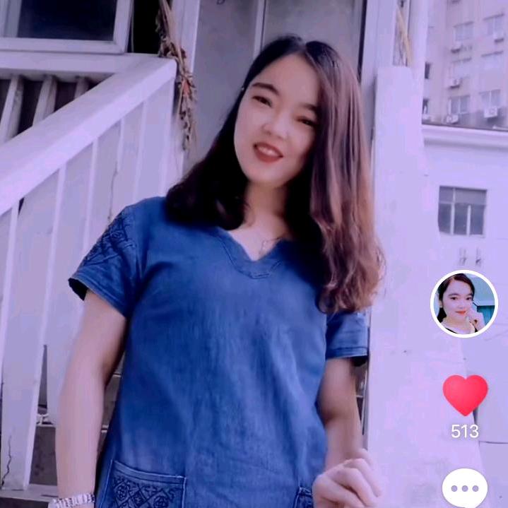 开州妹（不定时直播）欢迎直播间聊天