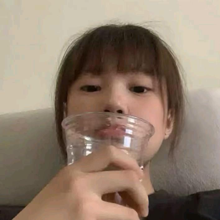jia 佳 ^