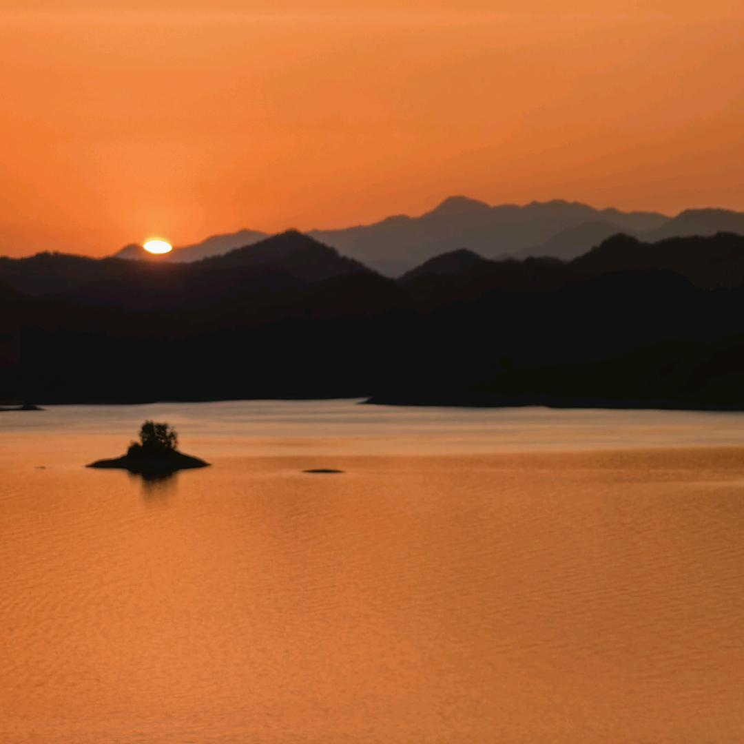 鹰潭市赢利鞋业有限公司