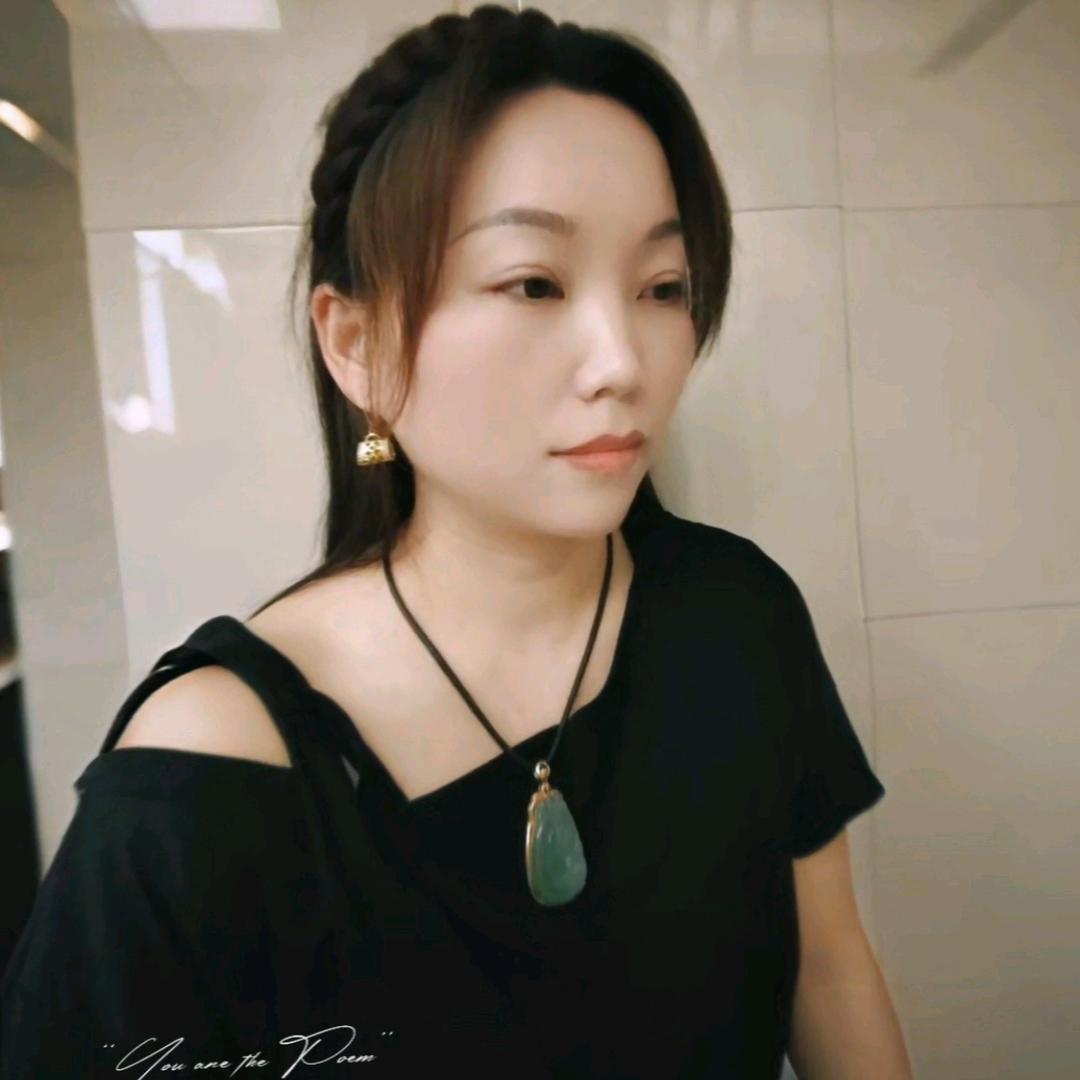 上官伊子