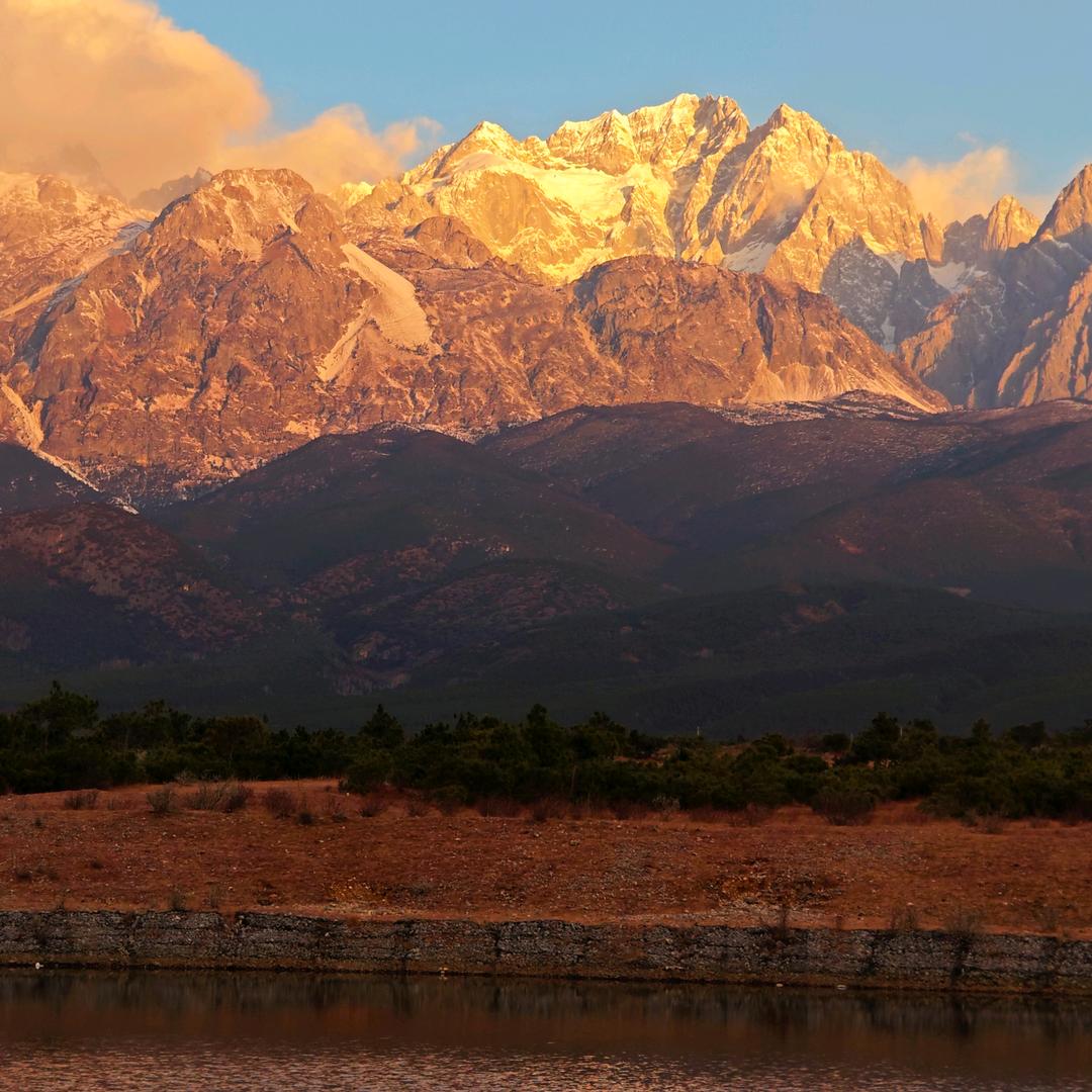 騎驢找馬追駱駝