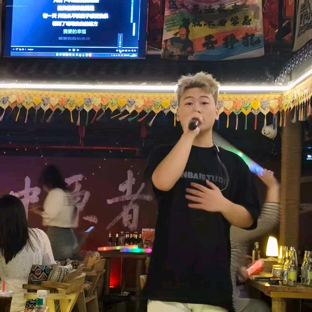 旺仔椰奶🥥（赵梓宇）
