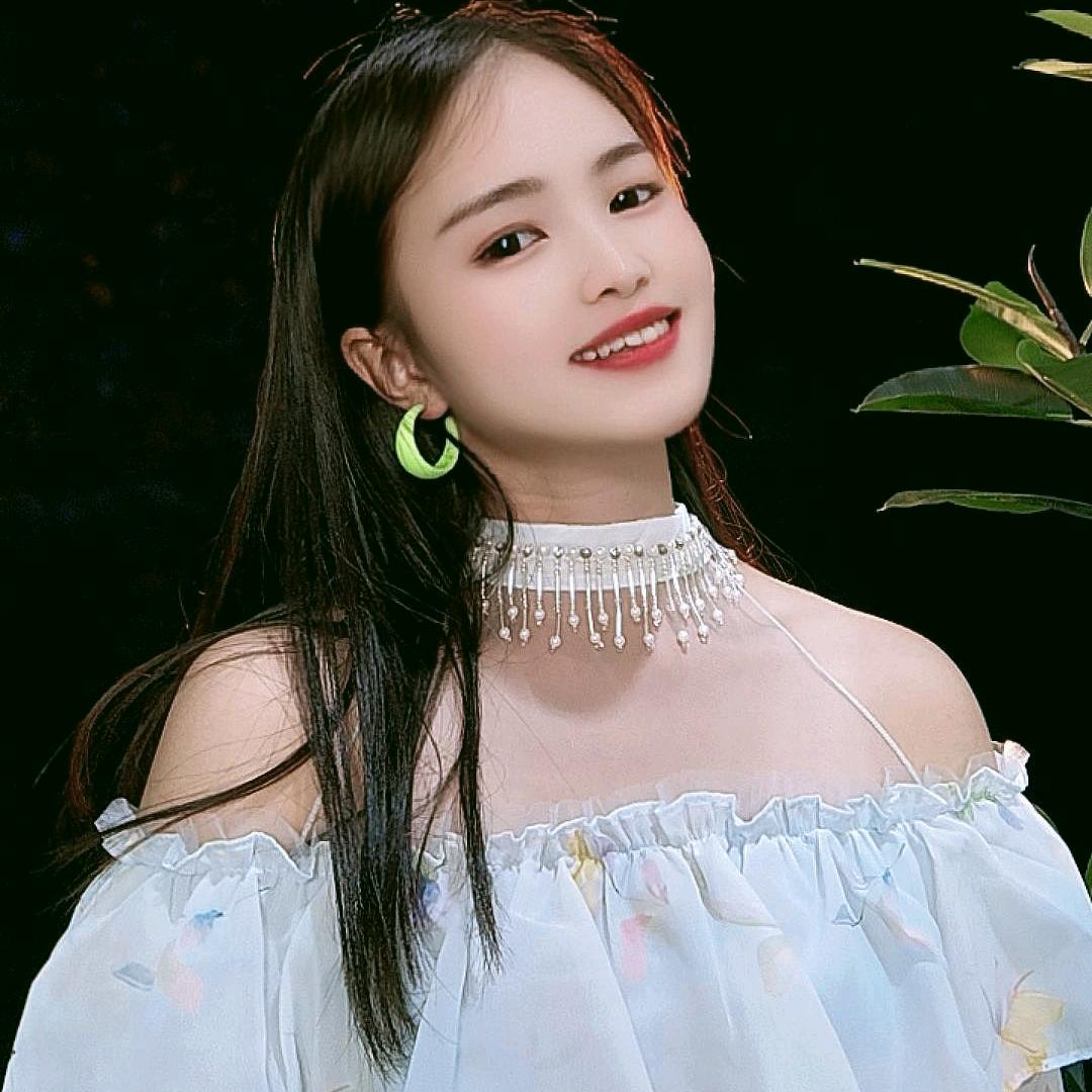 丽丽安🎤开播号在主页