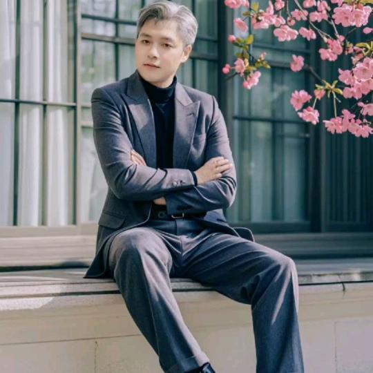 男士