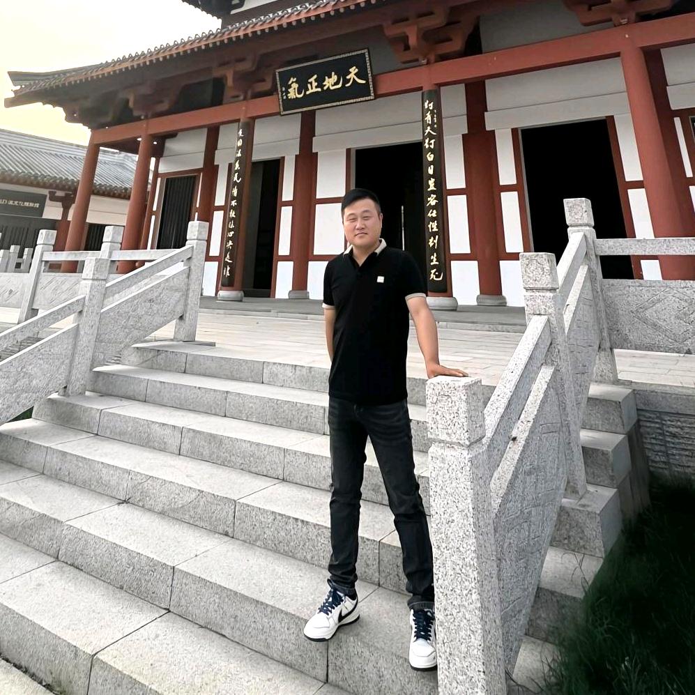 社会我龙哥