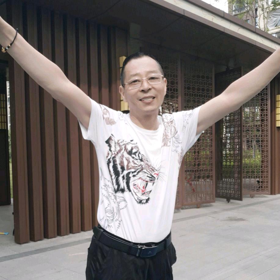 虎虎生伟蒋快乐