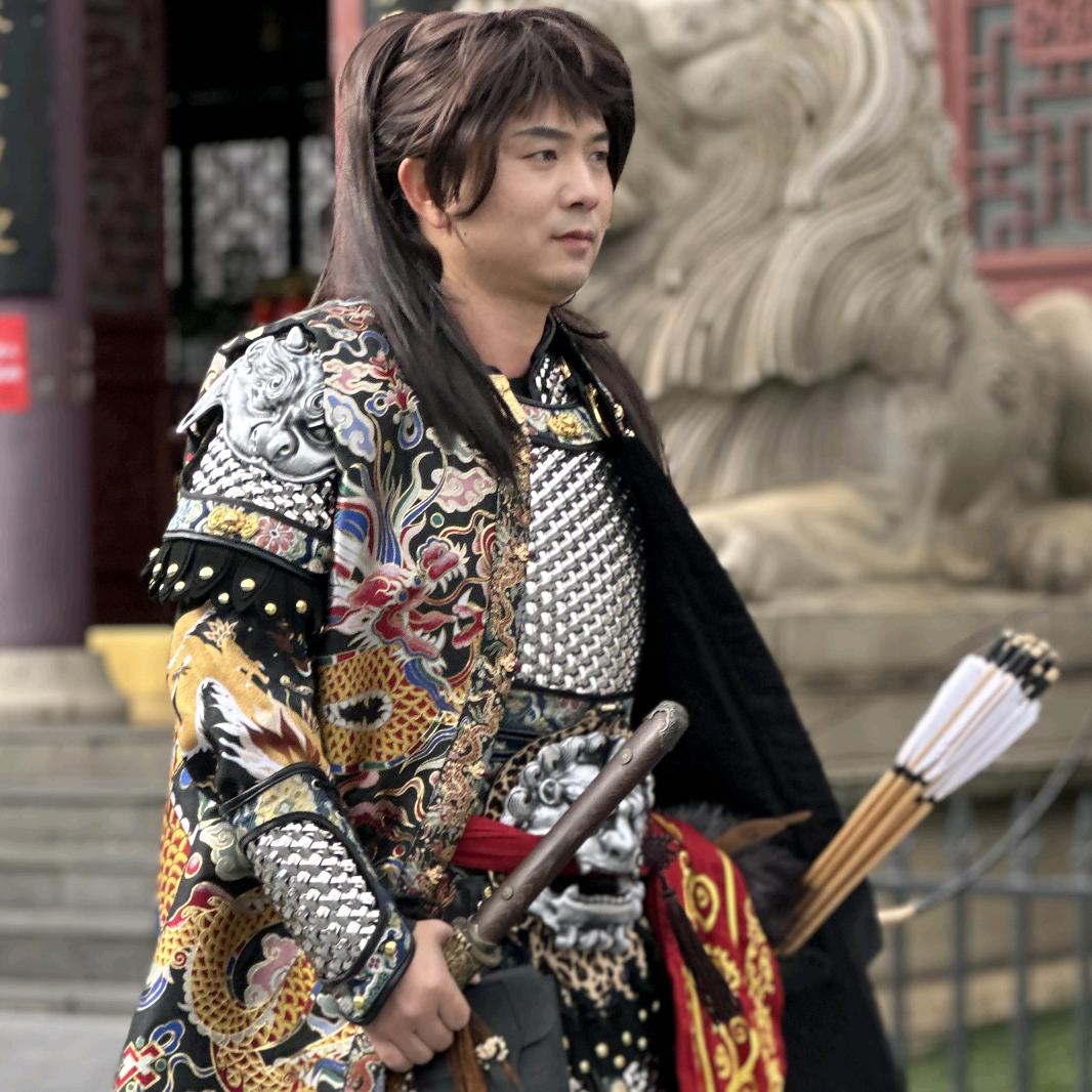 小五穿汉服