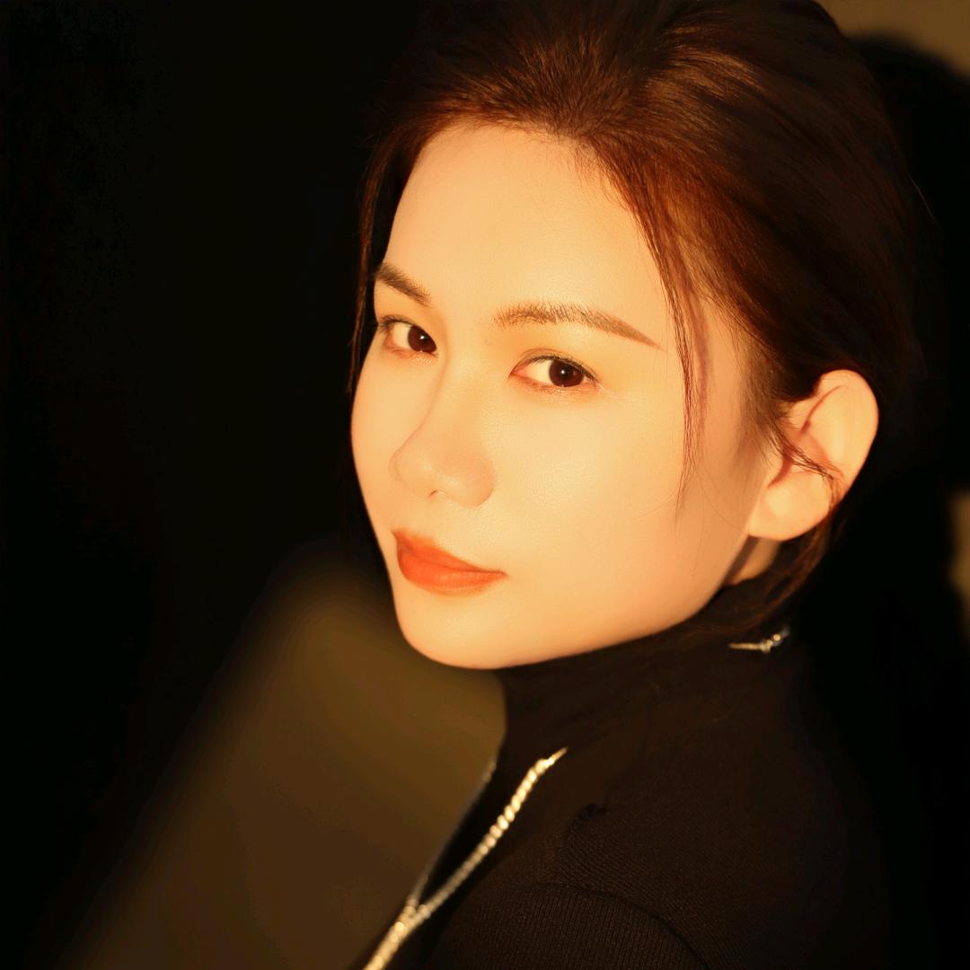 咸宁∽雯雯