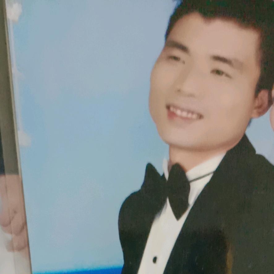 108岁，怕羞的失恋的男人，