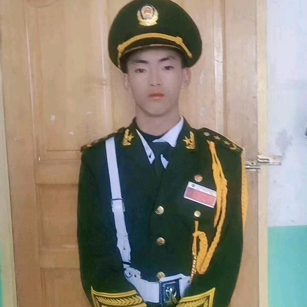 l 爱~普尺
