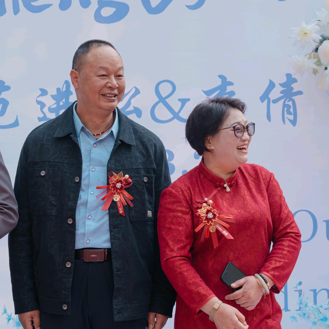 陆良三姐