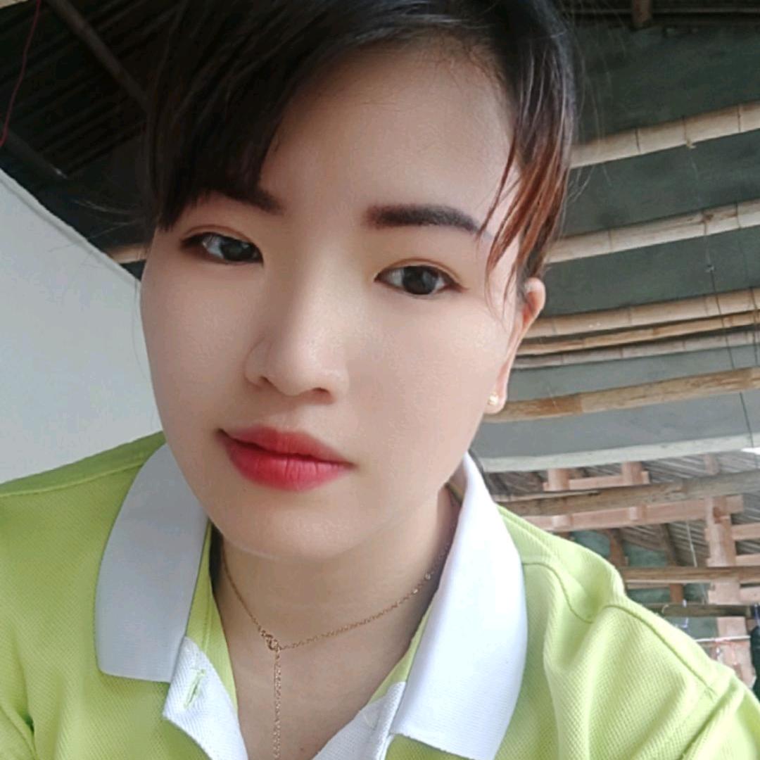 广场北二街百变丽人鞋店