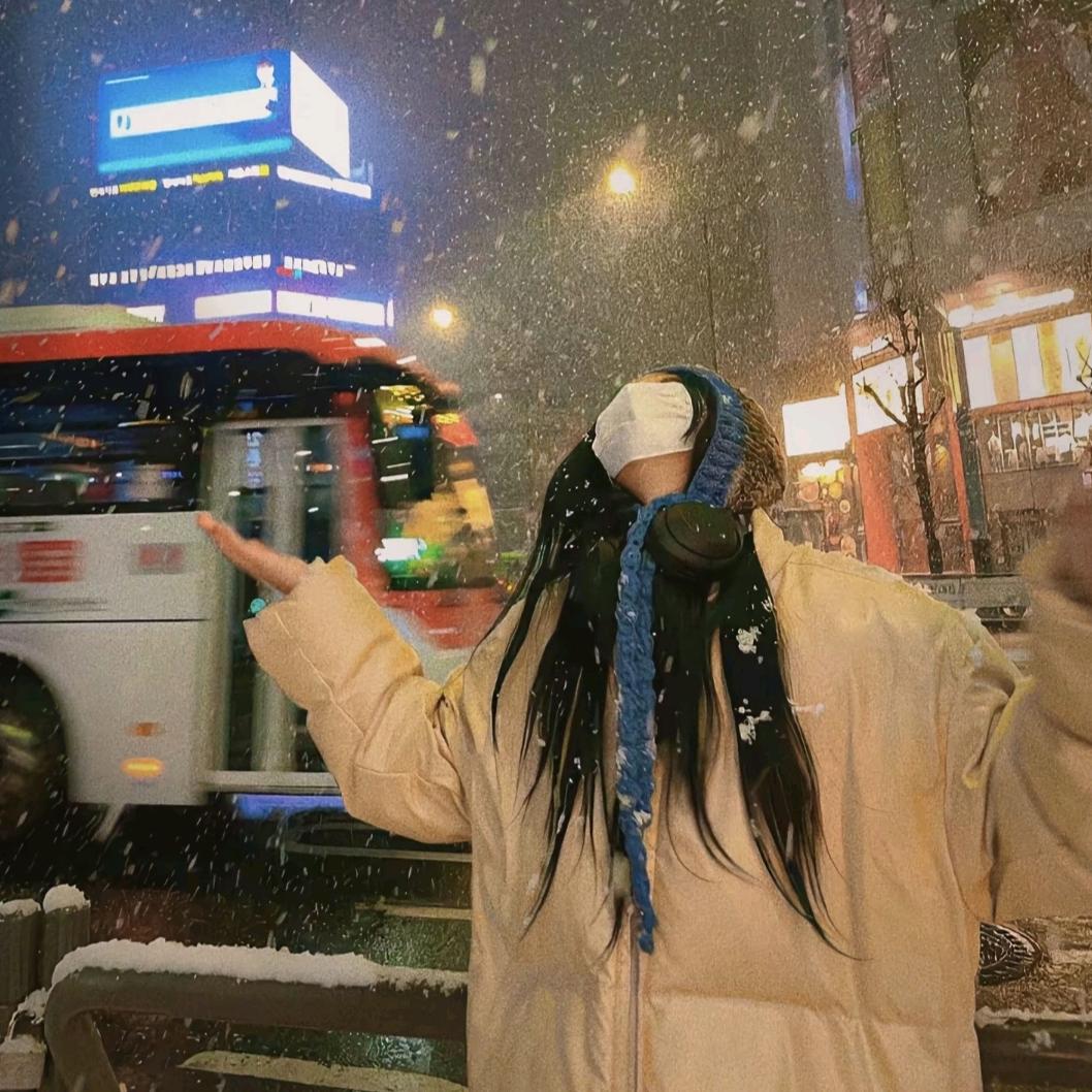 安静小姐.
