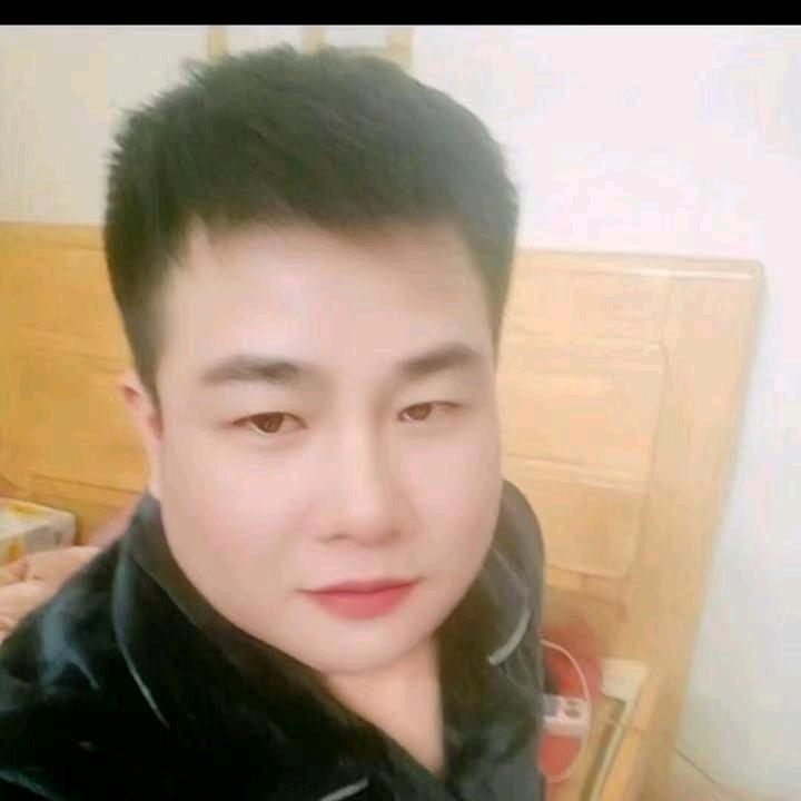 培培（随缘随拍）