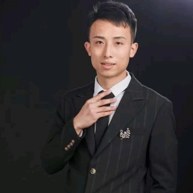 黔江鱿鱼小串小黄