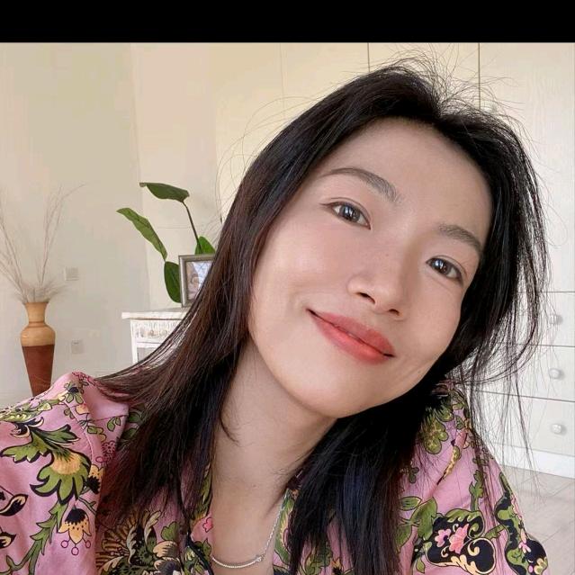 幸运燕儿小号巜爆款穿搭》