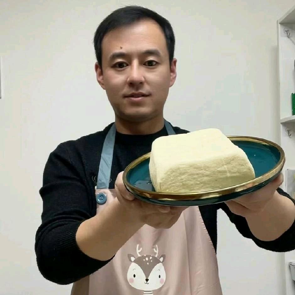 曲小哥爱生活爱分享