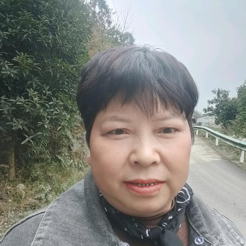 王琴