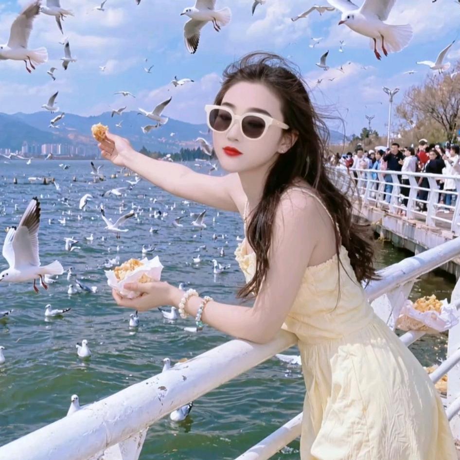 一半清醒。一半醉