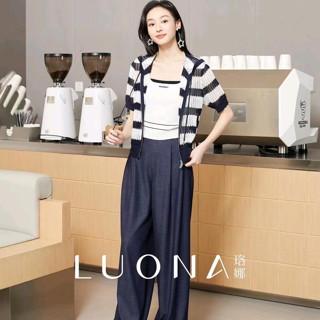 百盛欧亚名品服饰官方号